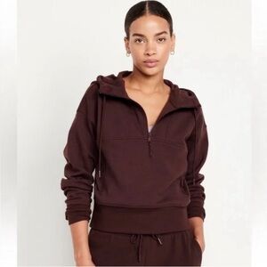 Dynamic Fleece Half-Zip Hoodie Sweatshirt